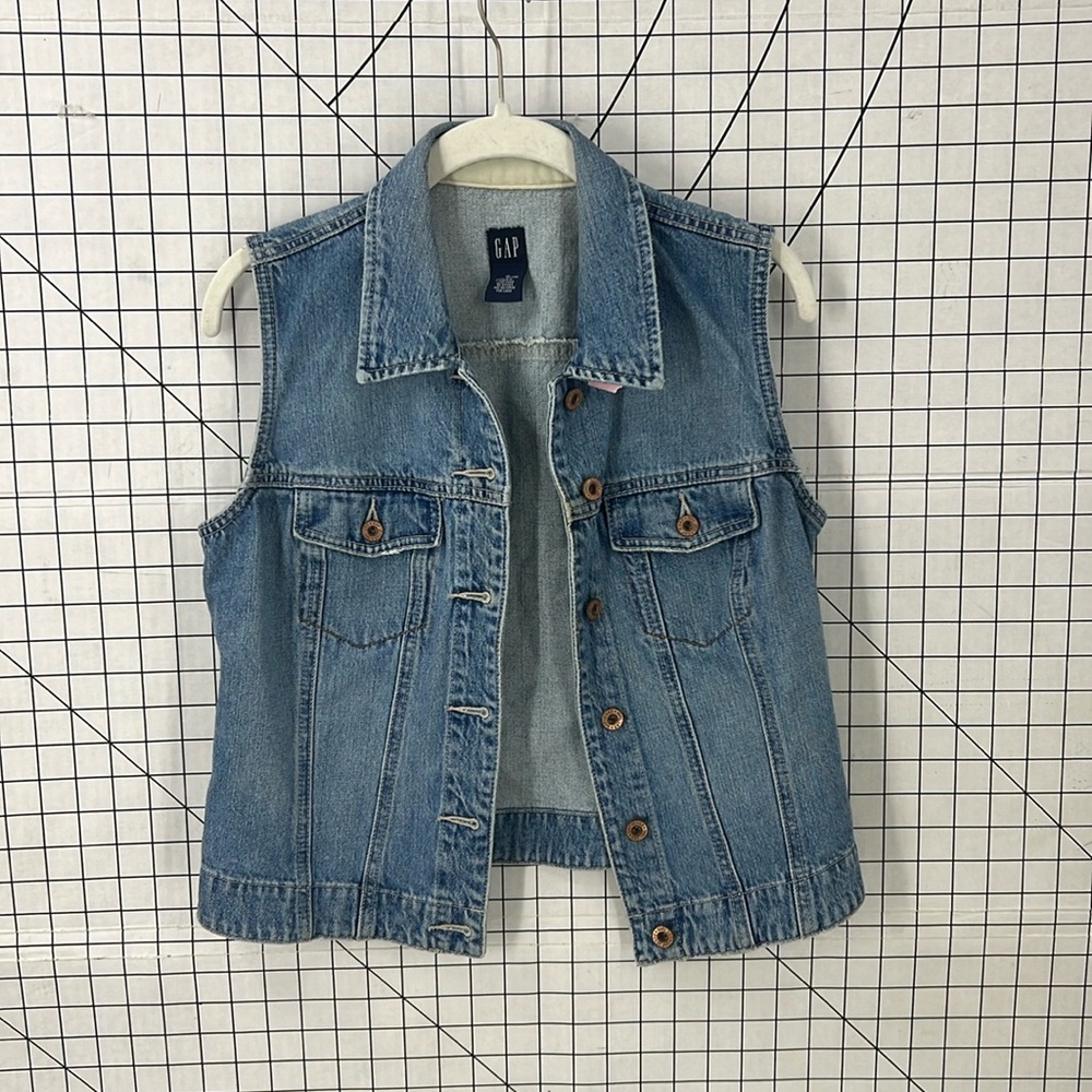 Gap 100% cotton era 2000 denim vest M